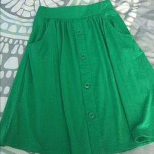 Flowy green skirt